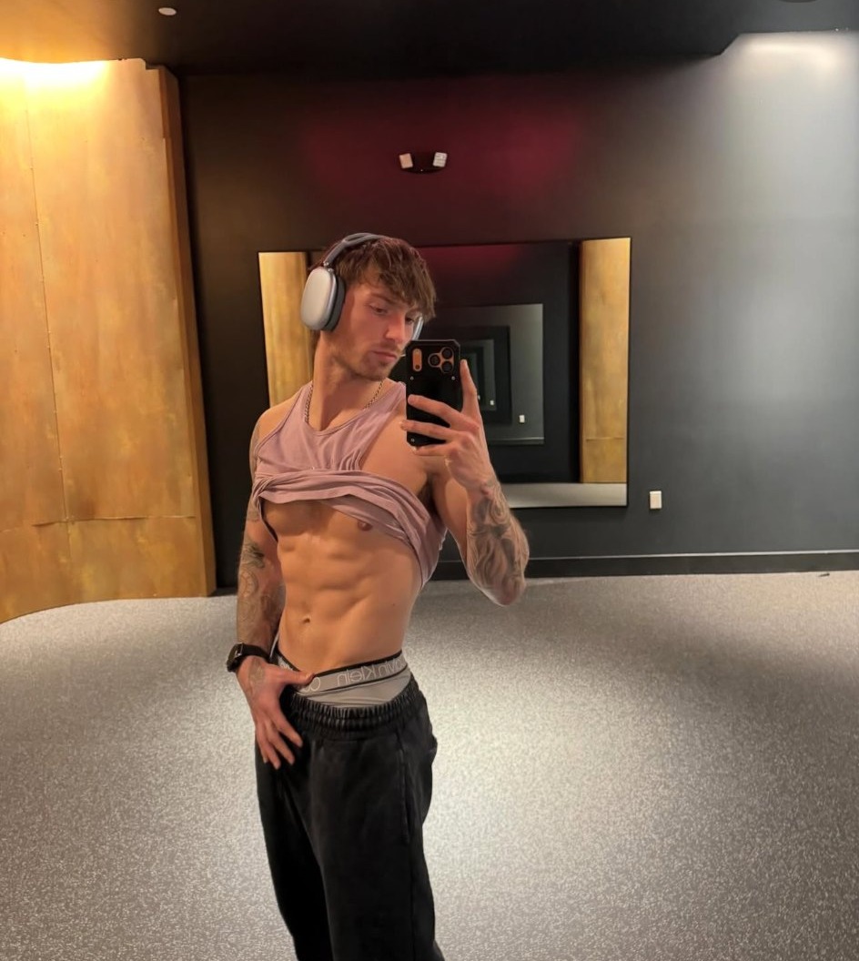 Fitness content crop
